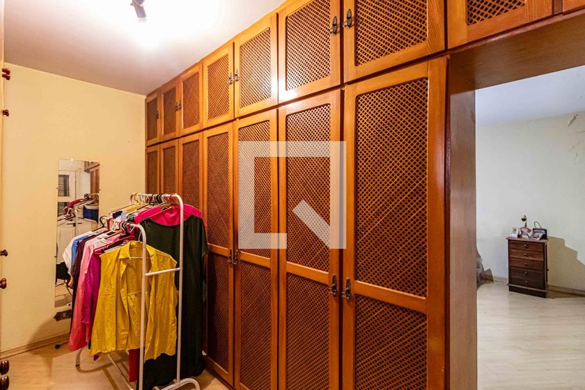 Casa, 4 quartos, 320 m² - Foto 33