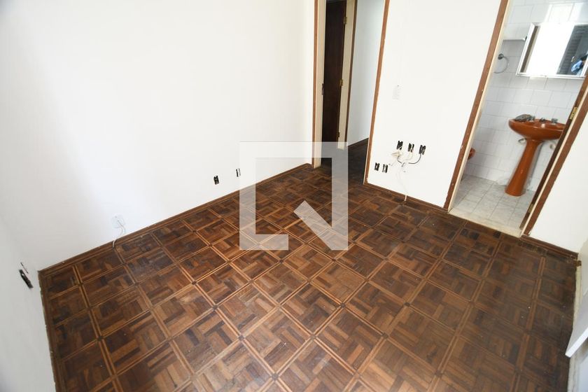 Casa à Venda - Taquaral, 4 Quartos,  166 m2 em , Campinas - sp | SoloBR