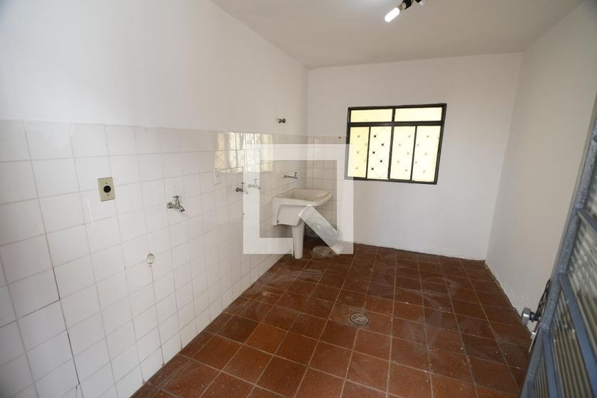 Casa à Venda - Taquaral, 4 Quartos,  166 m2 em , Campinas - sp | SoloBR