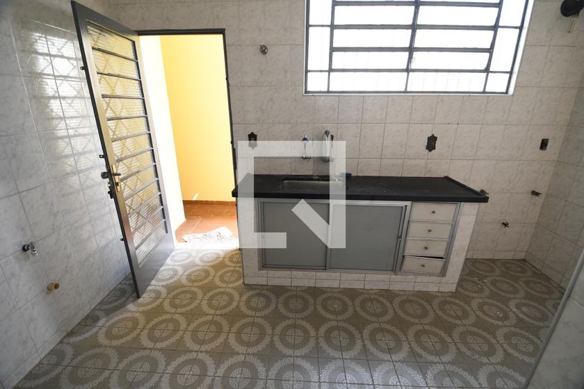 Casa à Venda - Taquaral, 4 Quartos,  166 m2 em , Campinas - sp | SoloBR