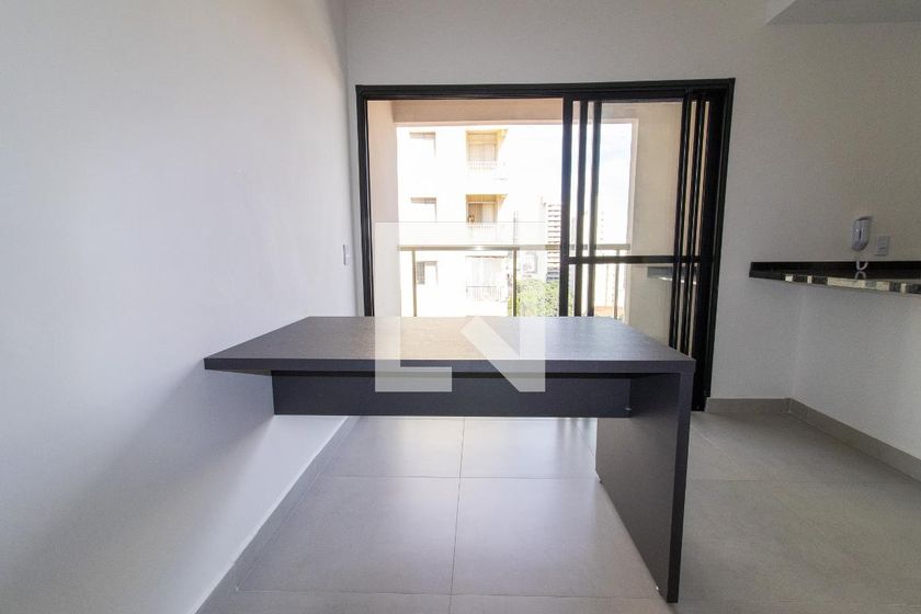 Apartamento à Venda - Bosque, 1 Quarto,  51 m2 em , Campinas - sp | SoloBR