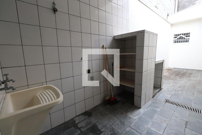 Casa, 1 quarto, 82 m² - Foto 31