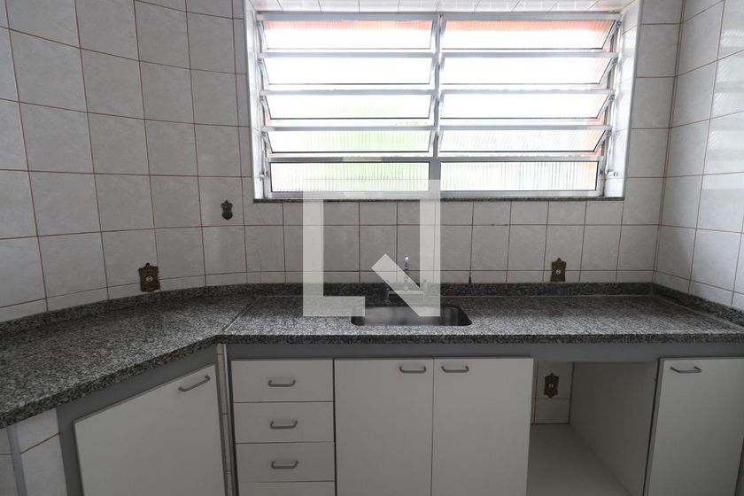 Casa, 1 quarto, 82 m² - Foto 30