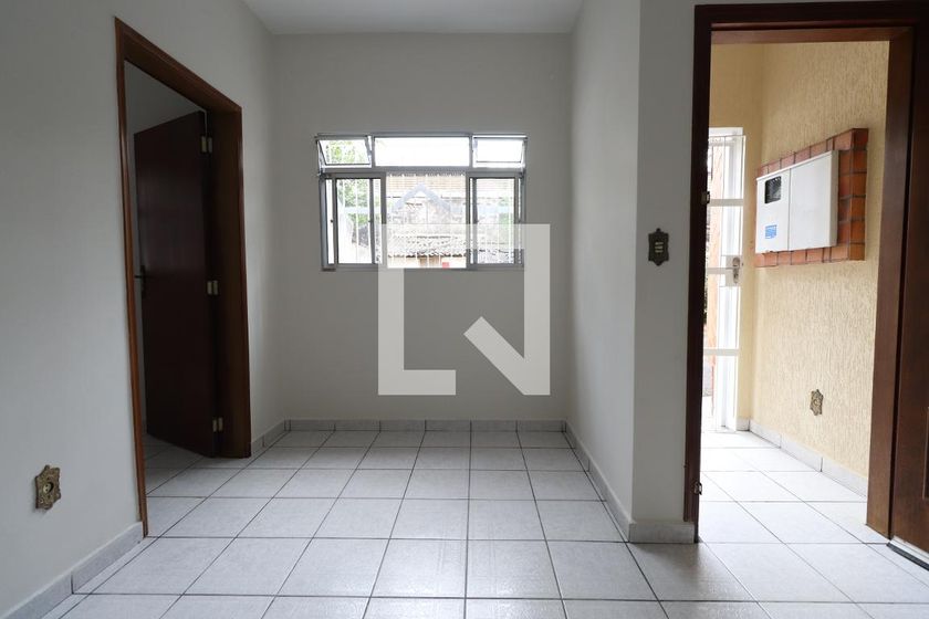 Casa, 1 quarto, 82 m² - Foto 2