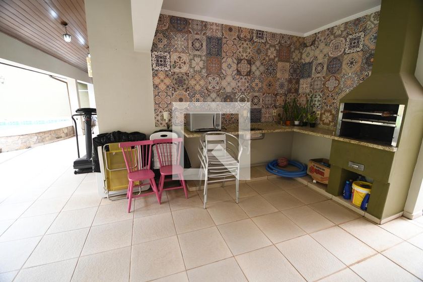 Casa à Venda - Taquaral, 4 Quartos,  282 m2 em , Campinas - sp | SoloBR