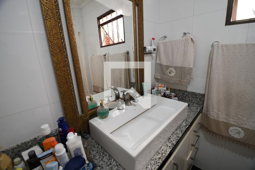 Casa à Venda - Taquaral, 4 Quartos,  282 m2 em , Campinas - sp | SoloBR