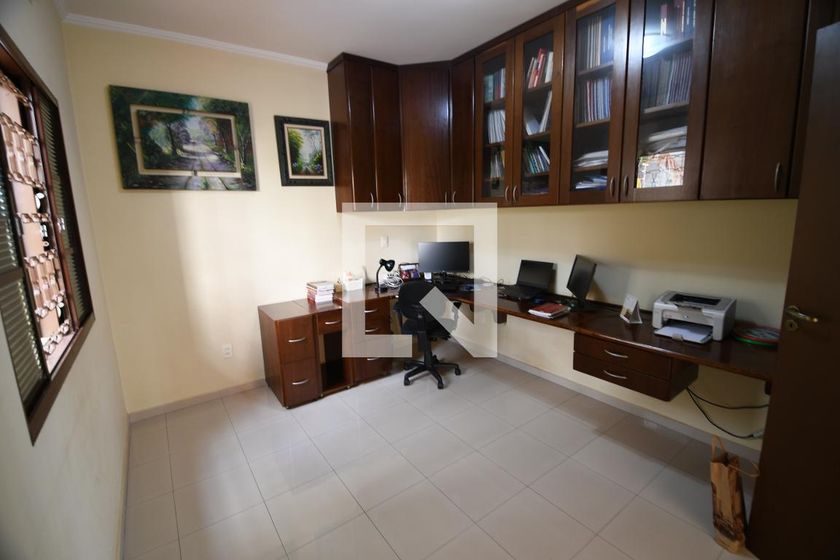 Casa à Venda - Taquaral, 4 Quartos,  282 m2 em , Campinas - sp | SoloBR