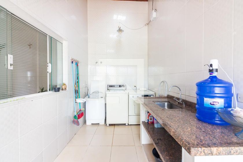 Casa, 3 quartos, 248 m² - Foto 43