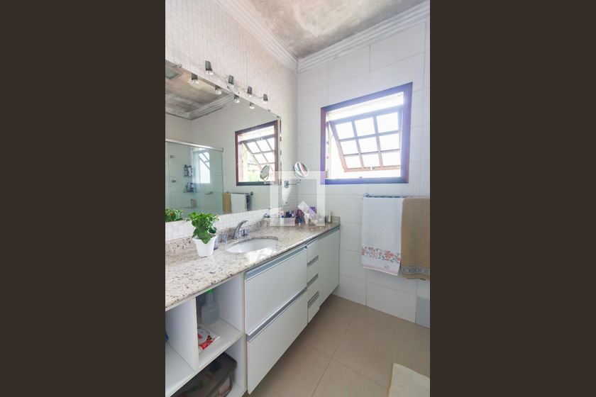 Casa, 3 quartos, 248 m² - Foto 28
