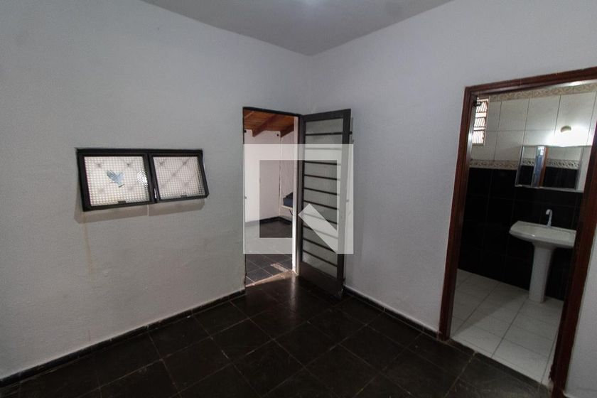 Casa à Venda - Mansões Santo Antônio, 2 Quartos,  100 m2 em , Campinas - sp | SoloBR