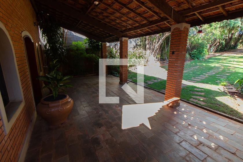 Casa à Venda - Mansões Santo Antônio, 2 Quartos,  100 m2 em , Campinas - sp | SoloBR