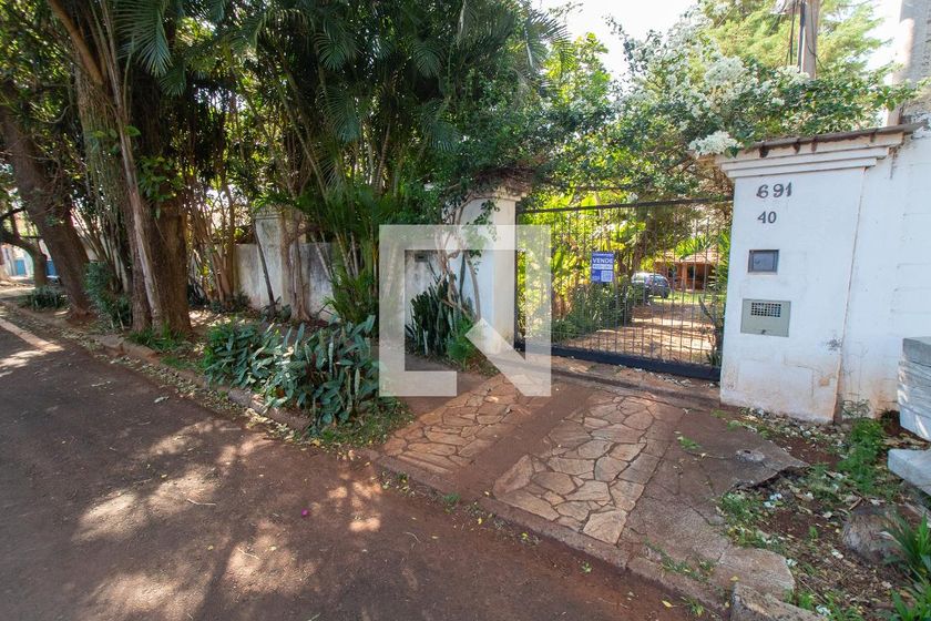 Casa à Venda - Mansões Santo Antônio, 2 Quartos,  100 m2 em , Campinas - sp | SoloBR