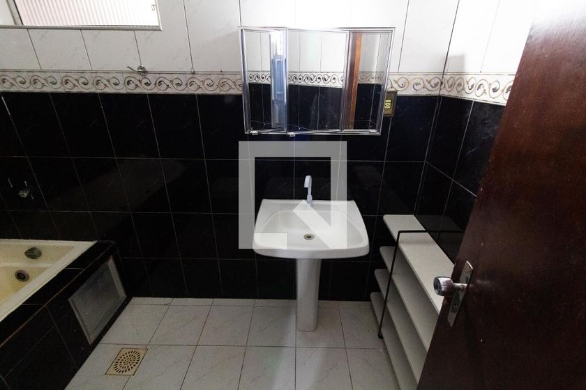 Casa à Venda - Mansões Santo Antônio, 2 Quartos,  100 m2 em , Campinas - sp | SoloBR
