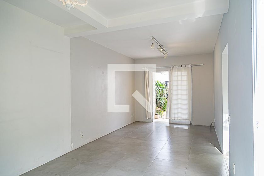 Casa, 3 quartos, 160 m² - Foto 1
