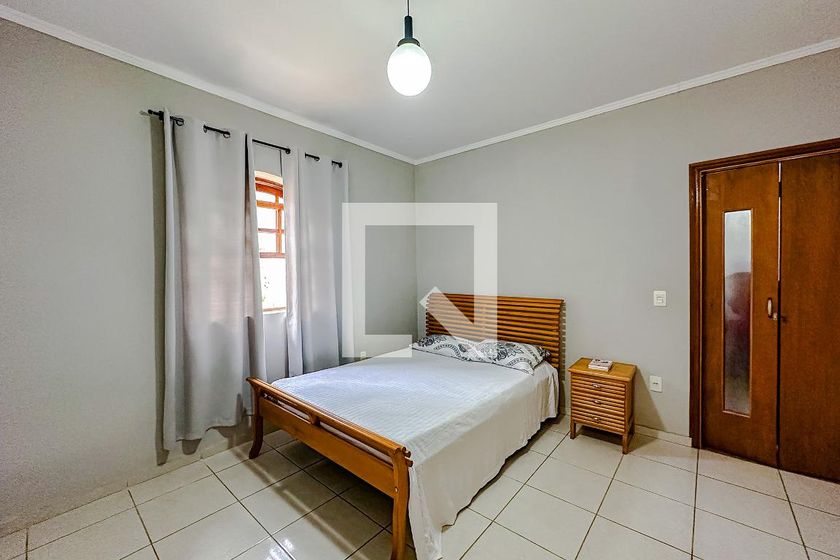 Casa, 3 quartos, 290 m² - Foto 35