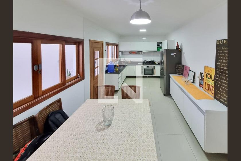 Casa, 3 quartos, 180 m² - Foto 34