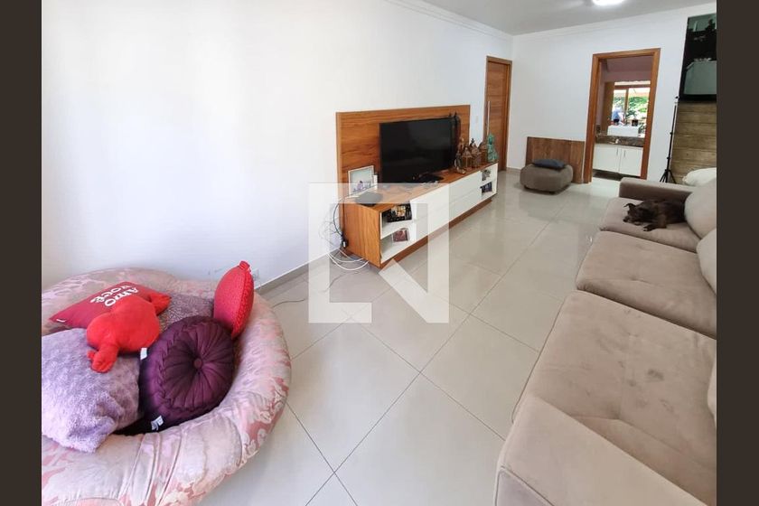 Casa, 3 quartos, 180 m² - Foto 2