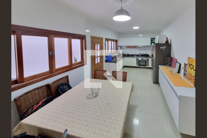 Casa, 3 quartos, 180 m² - Foto 30