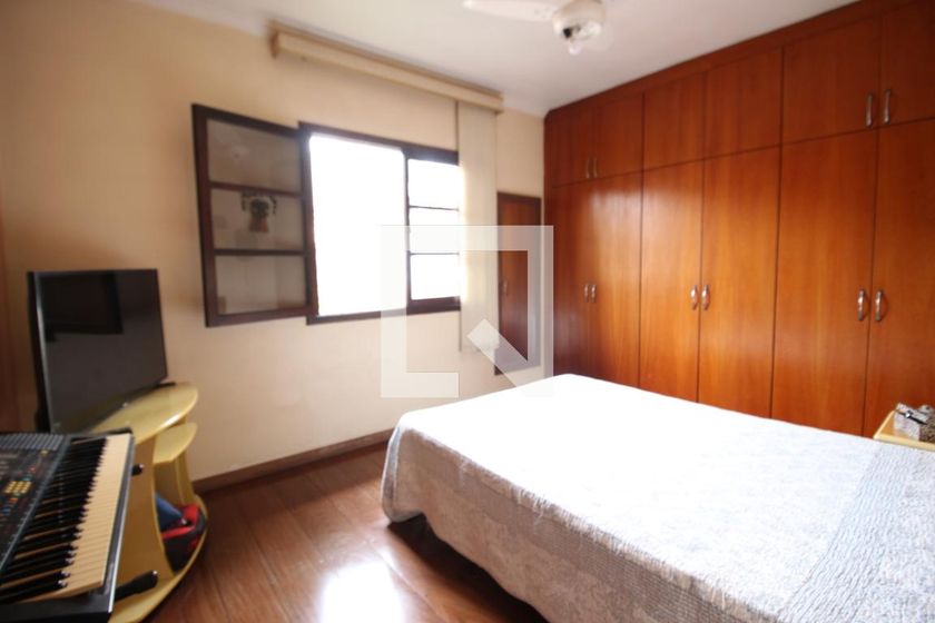 Casa, 4 quartos, 226 m² - Foto 43