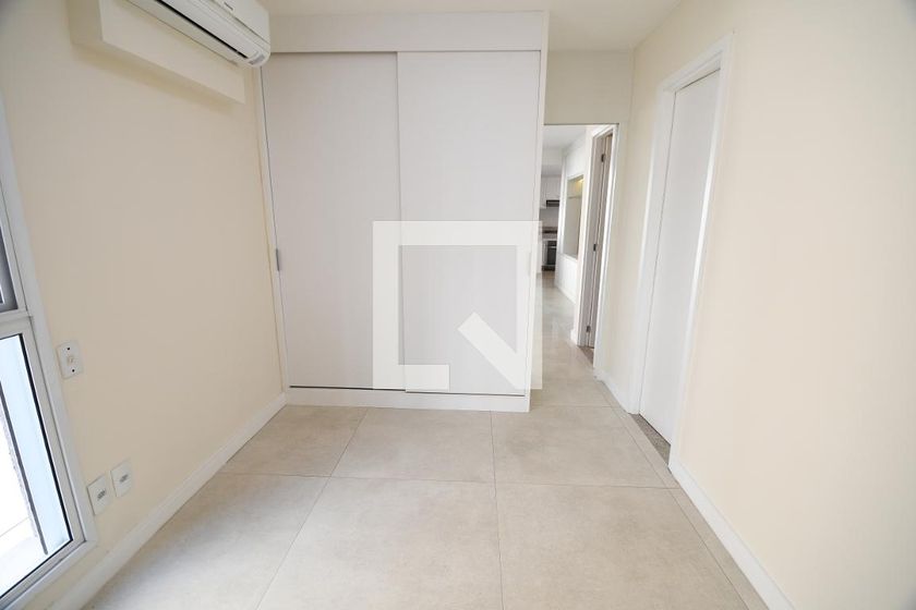 Apartamento à Venda - Cambuí, 1 Quarto,  50 m2 em , Campinas - sp | SoloBR