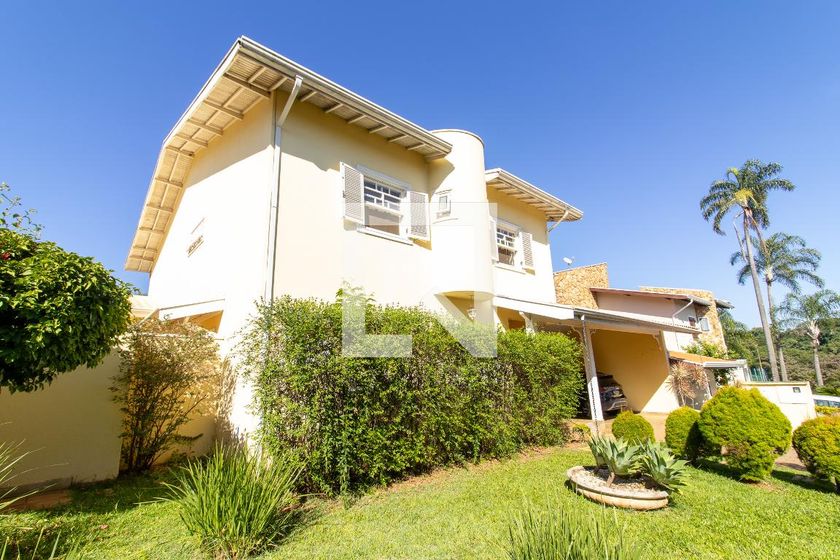 Casa à Venda - Jardim Santana, 3 Quartos,  400 m2 em , Campinas - sp | SoloBR