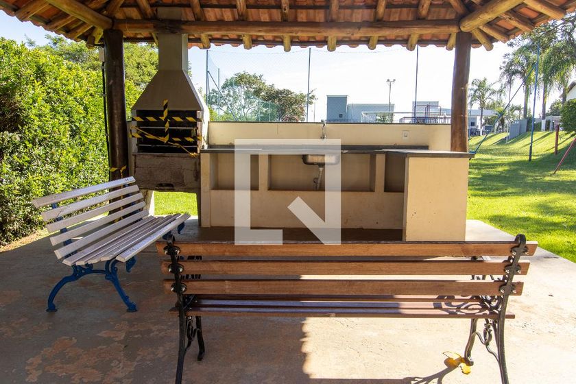 Casa à Venda - Jardim Santana, 3 Quartos,  400 m2 em , Campinas - sp | SoloBR