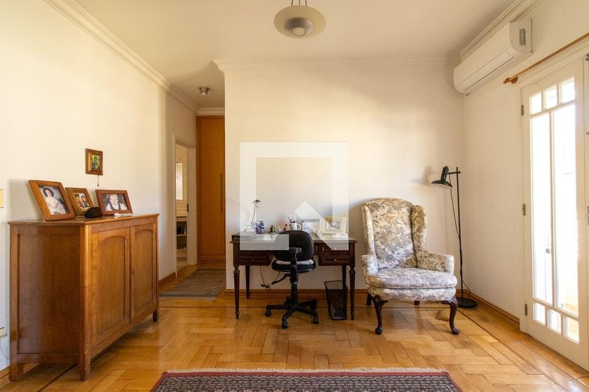 Casa à Venda - Jardim Santana, 3 Quartos,  400 m2 em , Campinas - sp | SoloBR