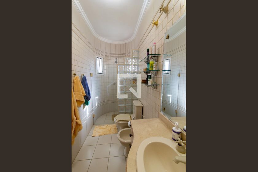 Casa à Venda - Jardim Santana, 3 Quartos,  400 m2 em , Campinas - sp | SoloBR