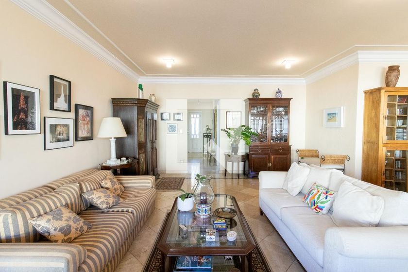 Casa à Venda - Jardim Santana, 3 Quartos,  400 m2 em , Campinas - sp | SoloBR