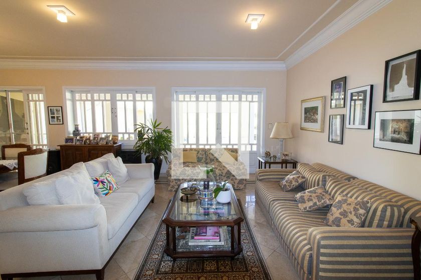 Casa à Venda - Jardim Santana, 3 Quartos,  400 m2 em , Campinas - sp | SoloBR