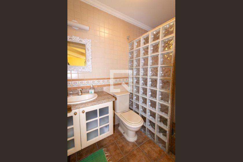 Casa à Venda - Jardim Santana, 3 Quartos,  400 m2 em , Campinas - sp | SoloBR