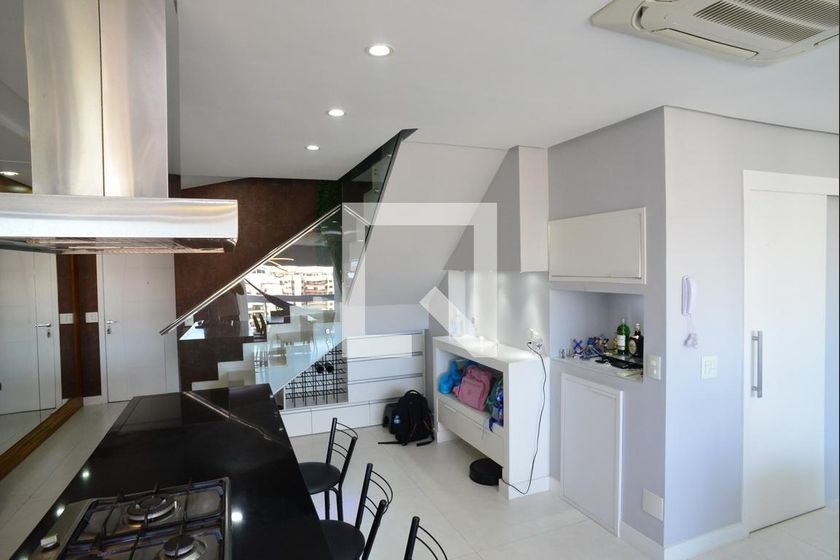 Cobertura, 3 quartos, 230 m² - Foto 4