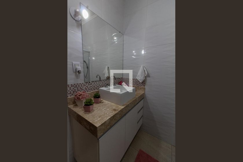 Casa à Venda - Taquaral, 3 Quartos,  194 m2 em , Campinas - sp | SoloBR