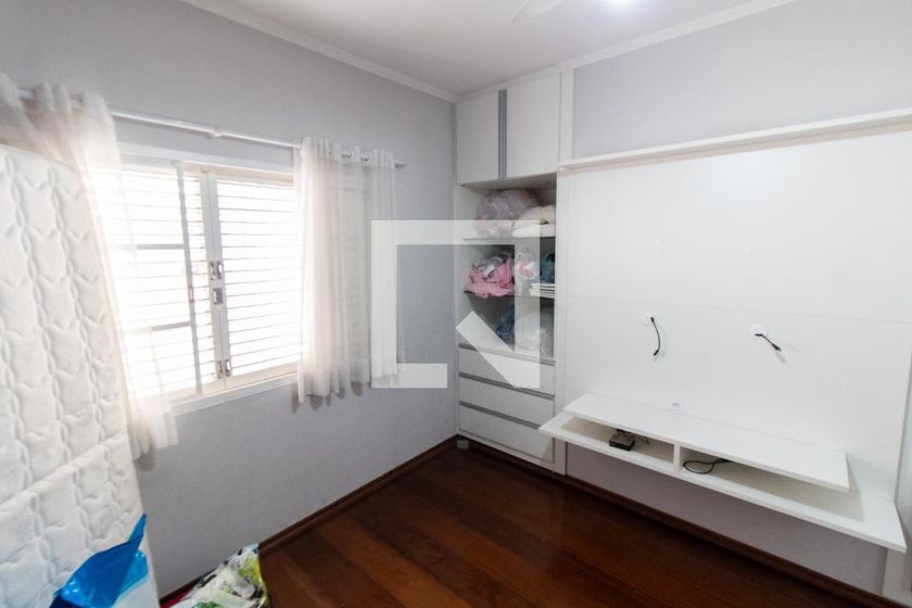 Casa à Venda - Taquaral, 3 Quartos,  194 m2 em , Campinas - sp | SoloBR