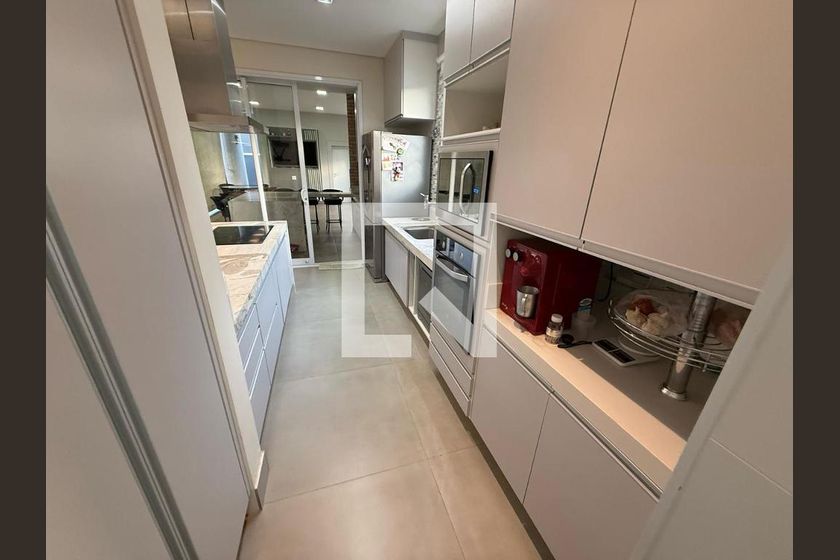 Casa à Venda - Swiss Park, 4 Quartos,  402 m2 em , Campinas - sp | SoloBR