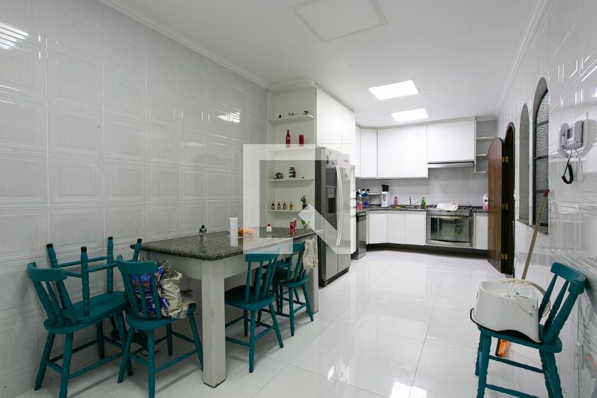 Casa, 3 quartos, 250 m² - Foto 35