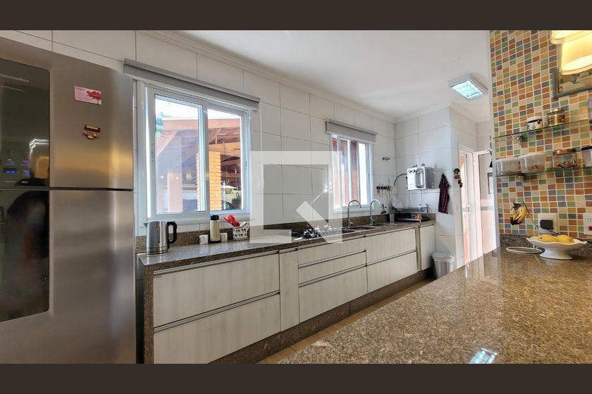 Casa à Venda - Barão Geraldo - Centro, 3 Quartos,  280 m2 em , Campinas - sp | SoloBR