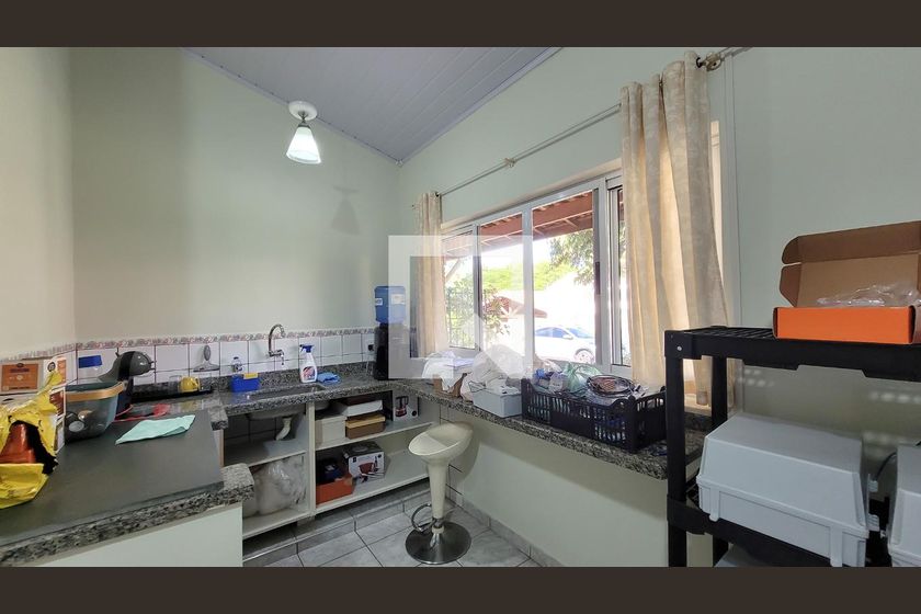 Casa à Venda - Barão Geraldo - Centro, 3 Quartos,  280 m2 em , Campinas - sp | SoloBR
