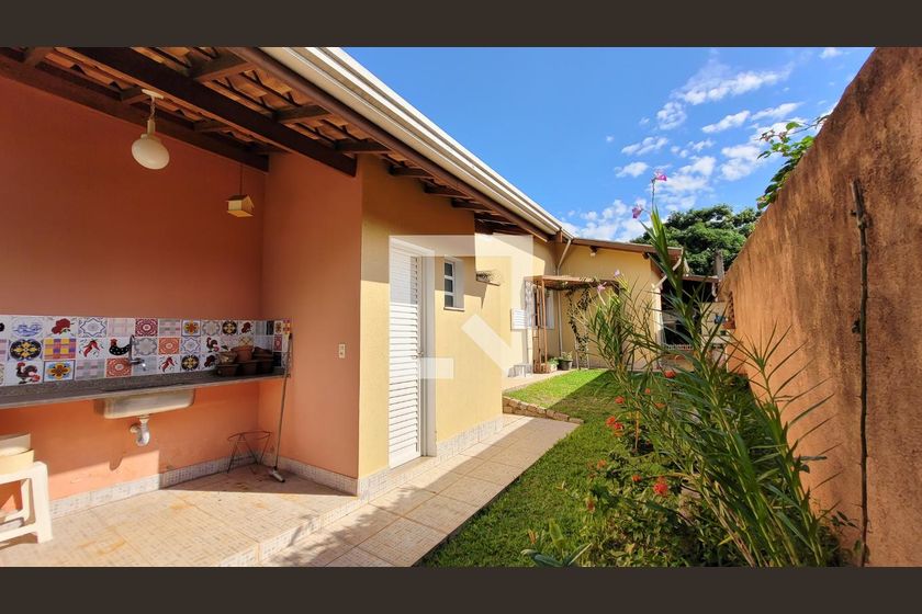 Casa à Venda - Barão Geraldo - Centro, 3 Quartos,  280 m2 em , Campinas - sp | SoloBR
