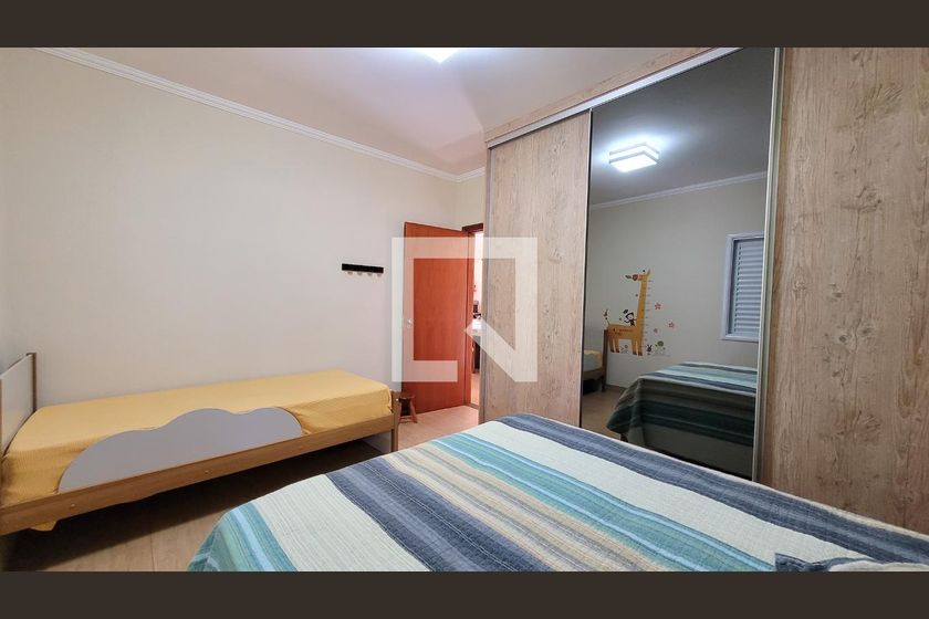 Casa à Venda - Barão Geraldo - Centro, 3 Quartos,  280 m2 em , Campinas - sp | SoloBR