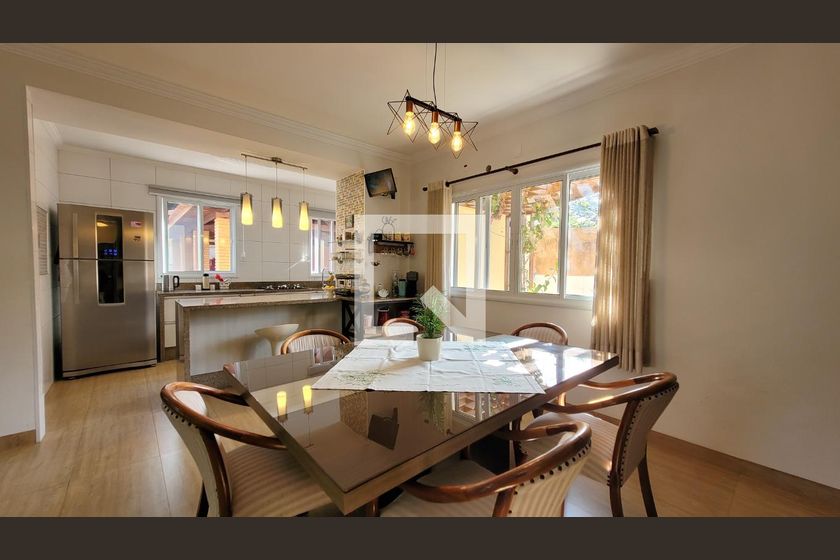 Casa à Venda - Barão Geraldo - Centro, 3 Quartos,  280 m2 em , Campinas - sp | SoloBR