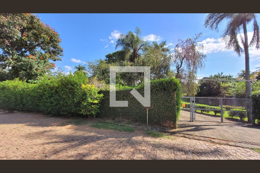 Casa à Venda - Barão Geraldo - Centro, 3 Quartos,  280 m2 em , Campinas - sp | SoloBR