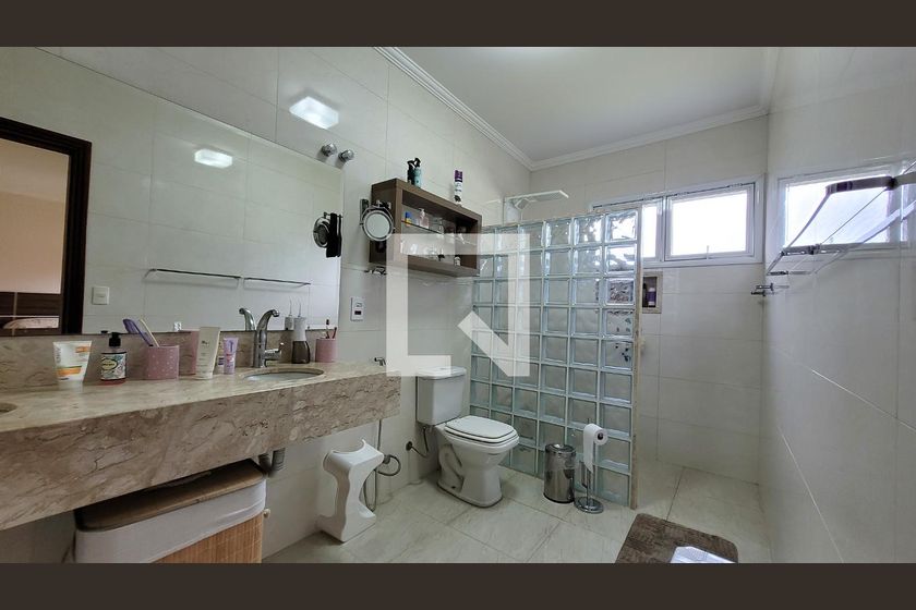 Casa à Venda - Barão Geraldo - Centro, 3 Quartos,  280 m2 em , Campinas - sp | SoloBR