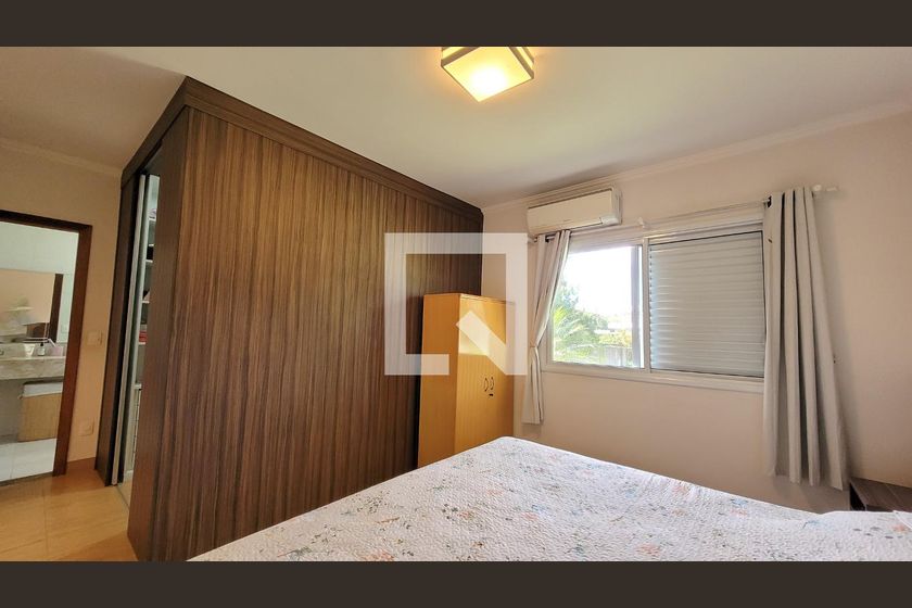Casa à Venda - Barão Geraldo - Centro, 3 Quartos,  280 m2 em , Campinas - sp | SoloBR