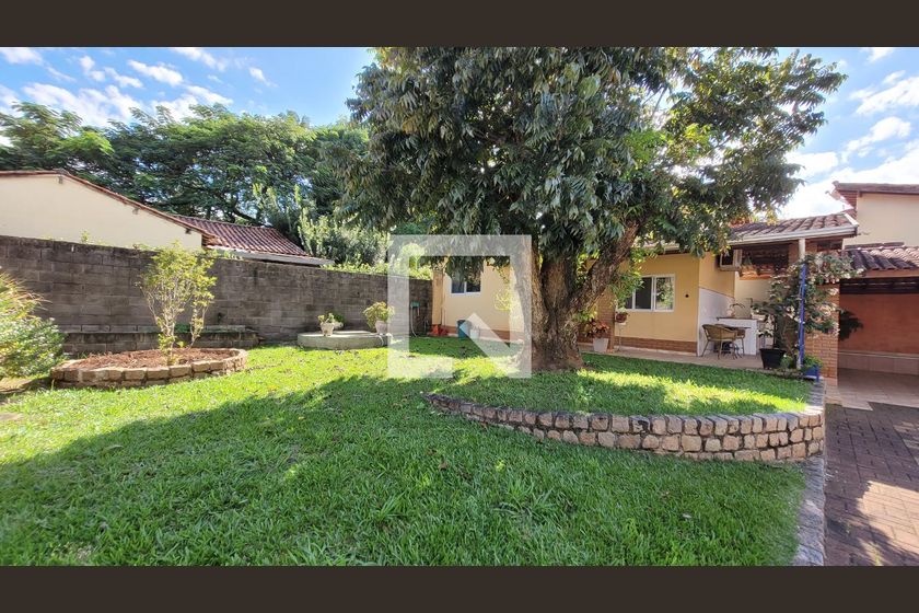 Casa à Venda - Barão Geraldo - Centro, 3 Quartos,  280 m2 em , Campinas - sp | SoloBR