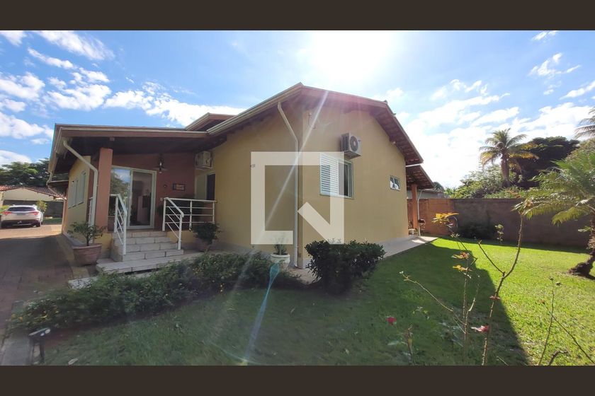 Casa à Venda - Barão Geraldo - Centro, 3 Quartos,  280 m2 em , Campinas - sp | SoloBR