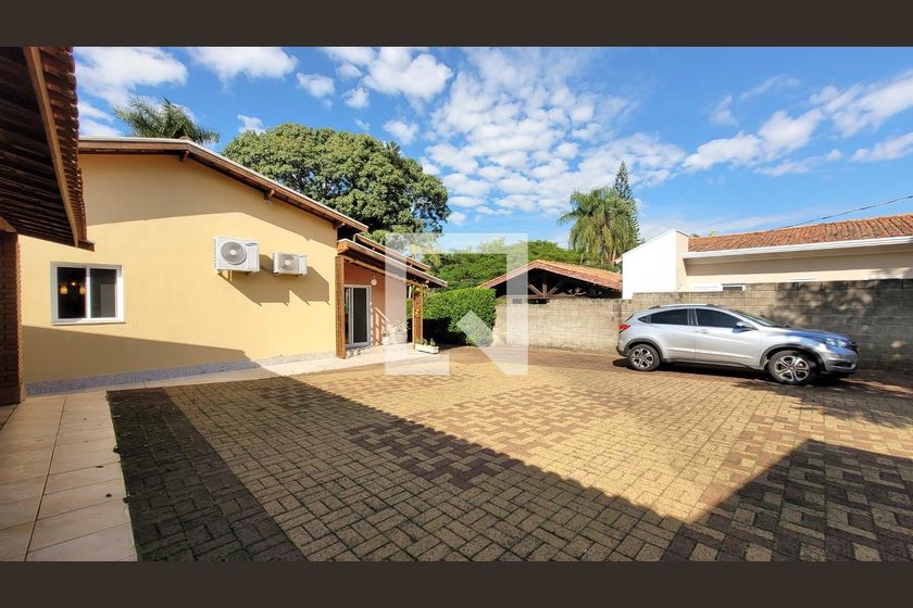 Casa à Venda - Barão Geraldo - Centro, 3 Quartos,  280 m2 em , Campinas - sp | SoloBR