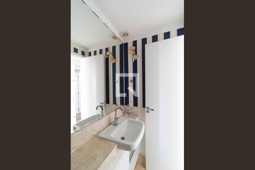 Apartamento à Venda - Parque Prado, 3 Quartos,  166 m2 em , Campinas - sp | SoloBR
