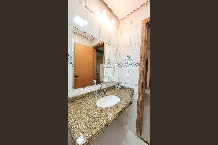 Apartamento à Venda - Mansões Santo Antônio, 4 Quartos,  130 m2 em , Campinas - sp | SoloBR