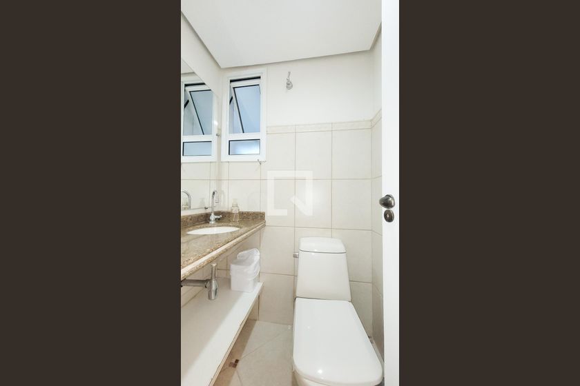 Apartamento à Venda - Mansões Santo Antônio, 4 Quartos,  130 m2 em , Campinas - sp | SoloBR